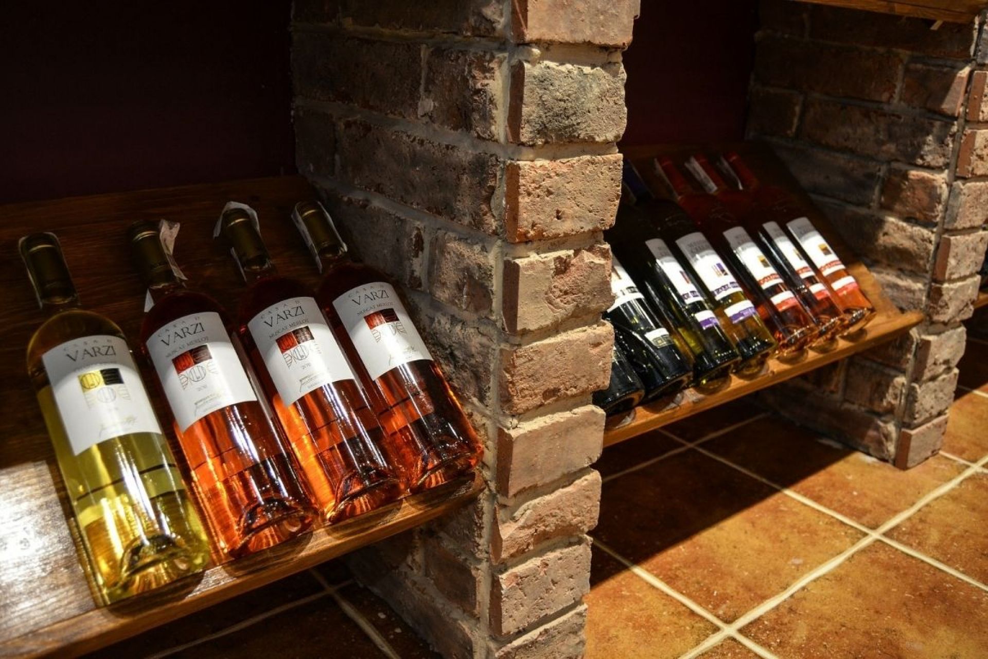 ② collection ; mini bouteilles d'alcool — Collections complètes